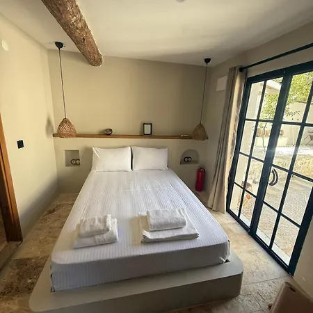 Feel The Spirit Of Ayvalik-zoe *